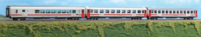 Set of 3 passenger cars of Trenitalia Intercity Day train (Set 2)<br /><a href='images/pictures/ACME/300199_c.jpg' target='_blank'>Full size image</a>